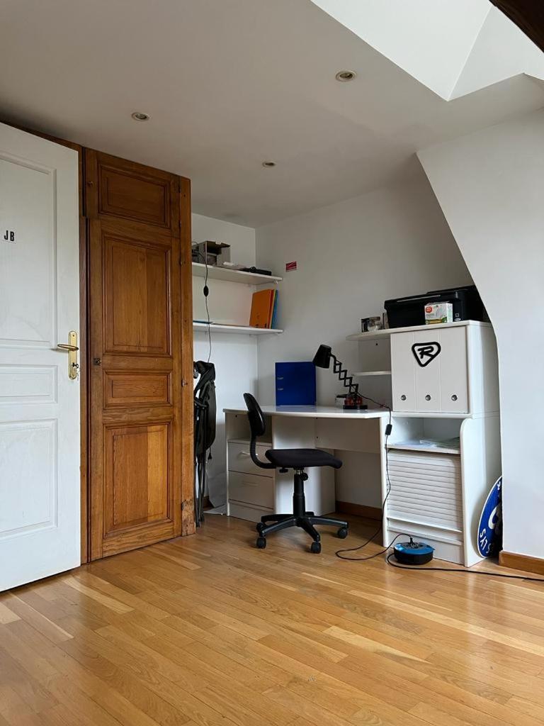 Chambre D'Hote Versailles Luaran gambar